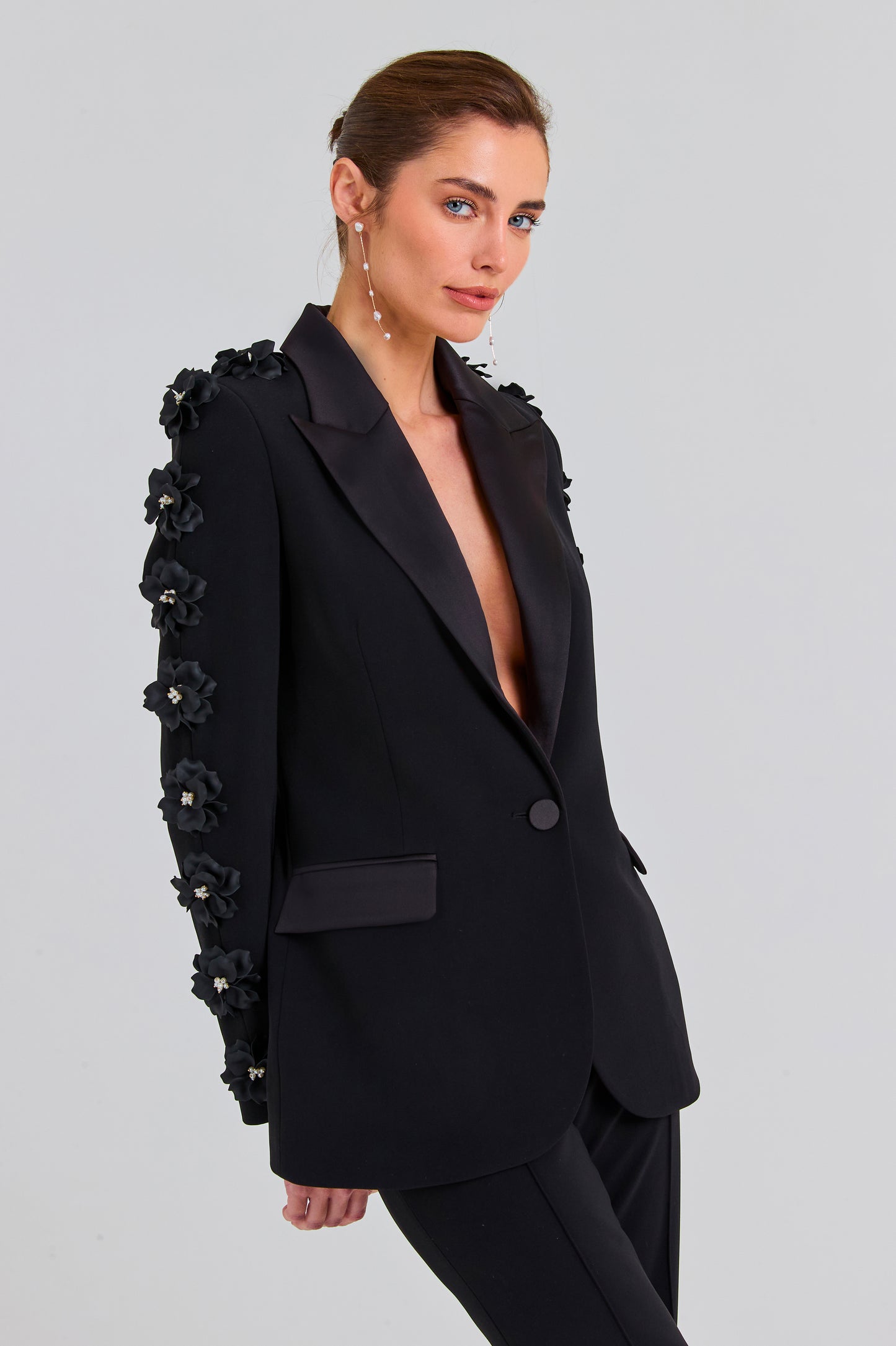 Leonie Black Blazer